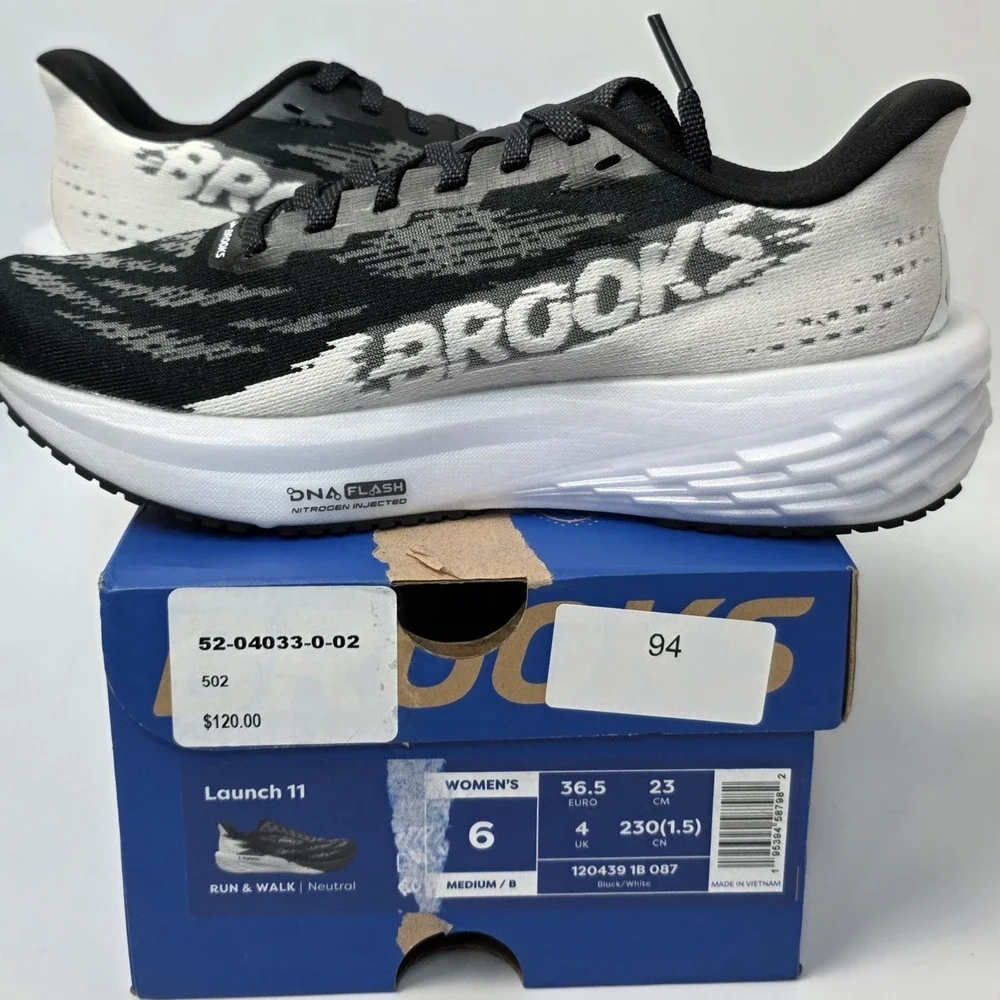 NEW Brooks Launch 11 Women's Run & Walk Shoes Black/White Size 6‎ Medium/B #0803